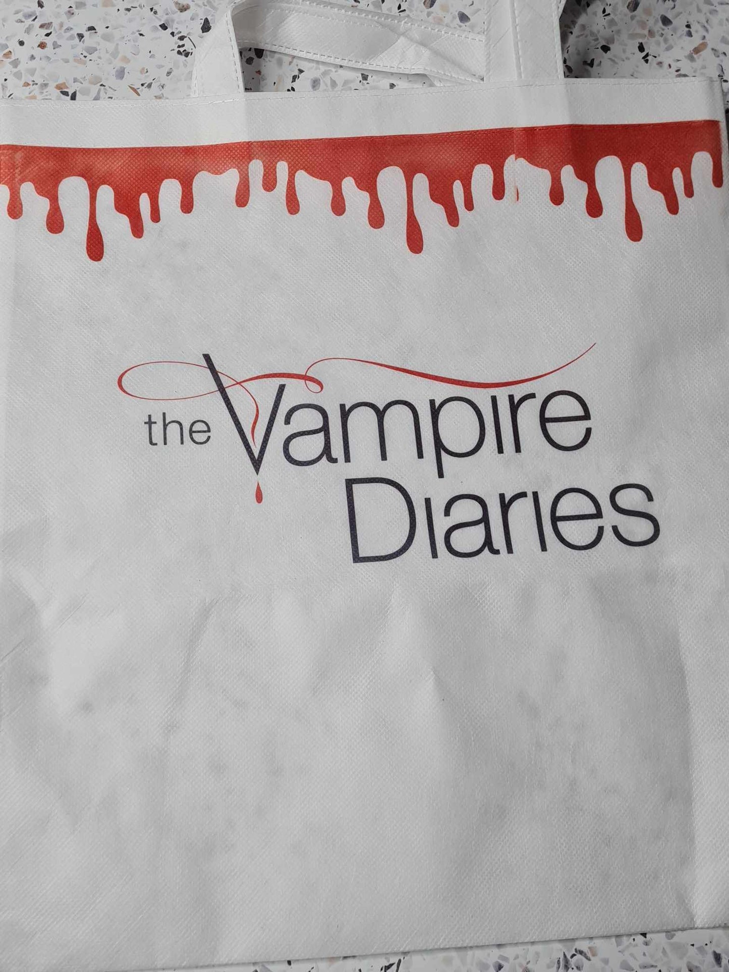 The Vampire Diaries Gift Box