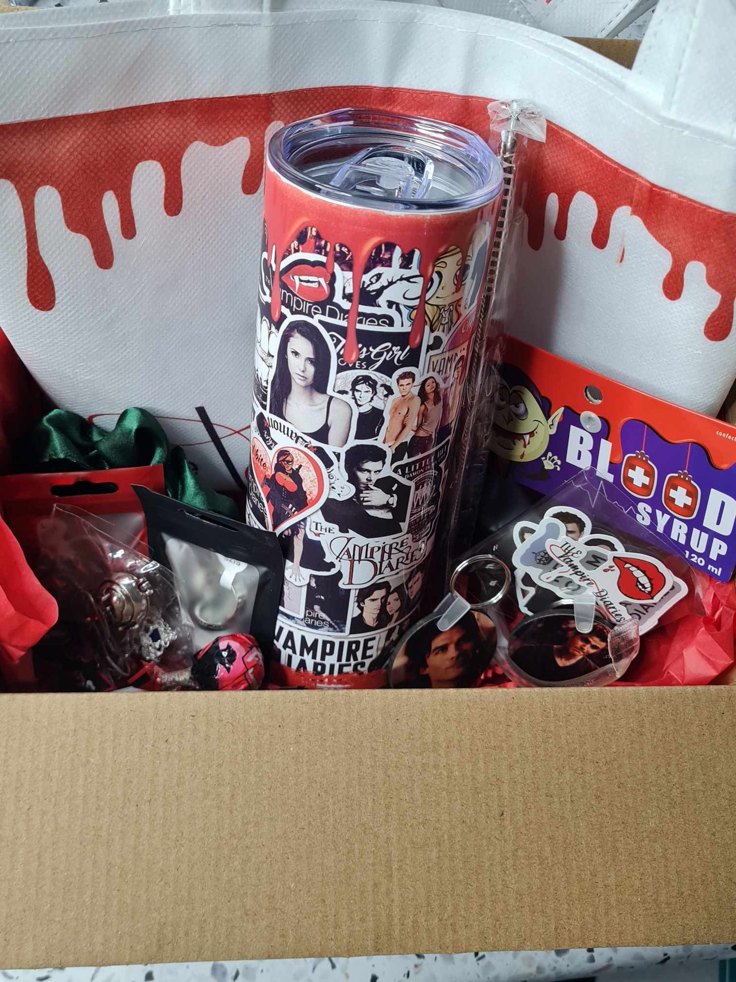 The Vampire Diaries Gift Box