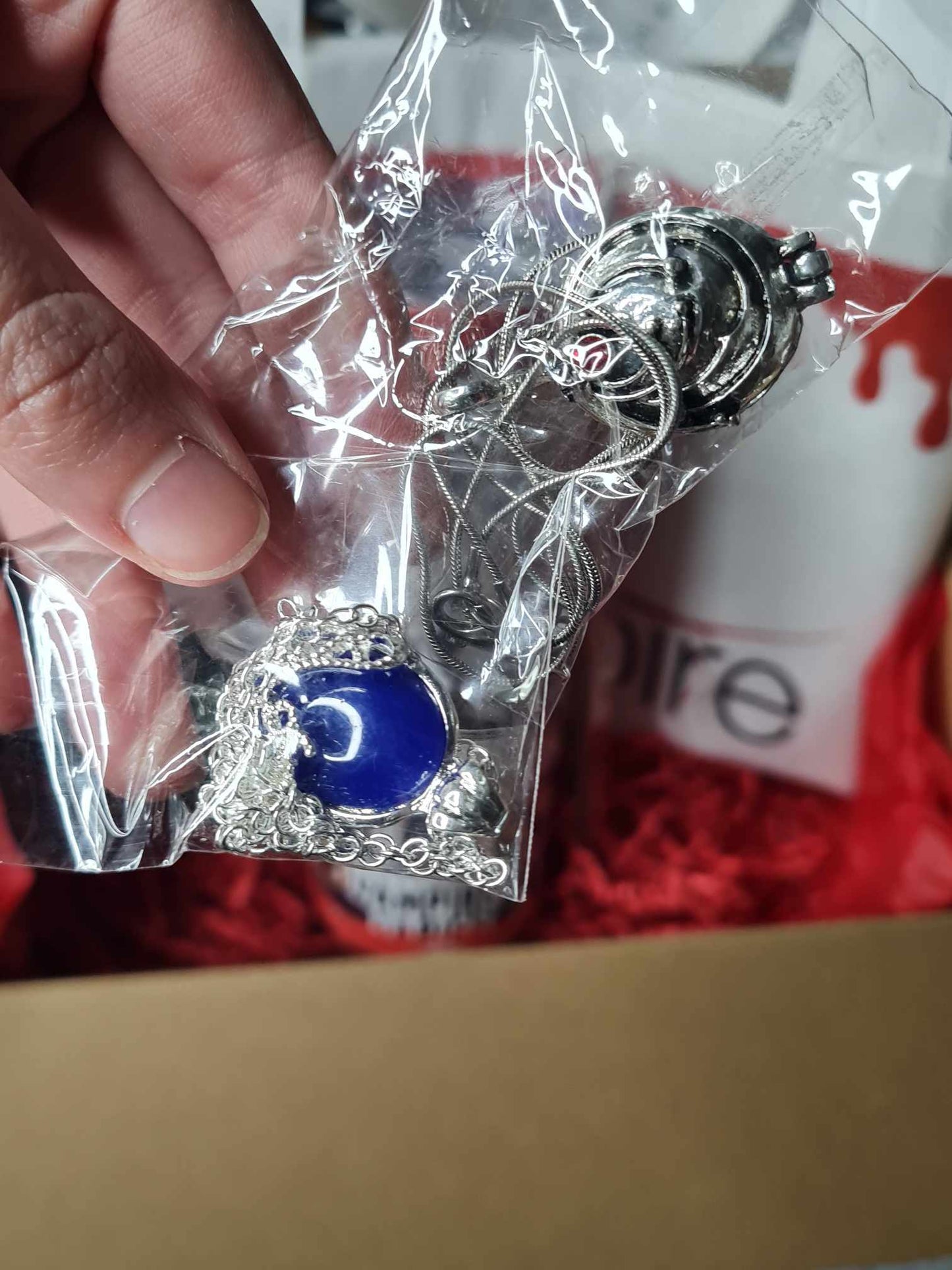 The Vampire Diaries Gift Box